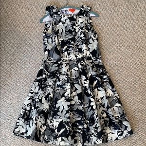 Black and white floral dress!